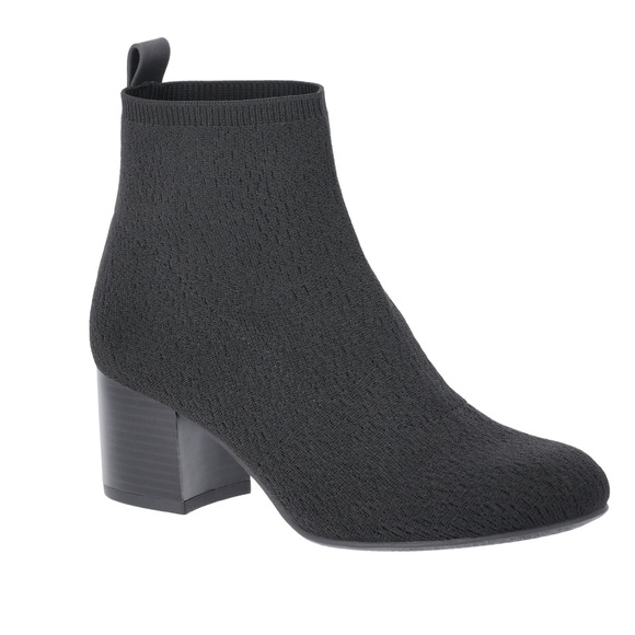 Time and Tru Women's Comfort Stretch Knit Heeled Booties NWT - Picture 1 of 3